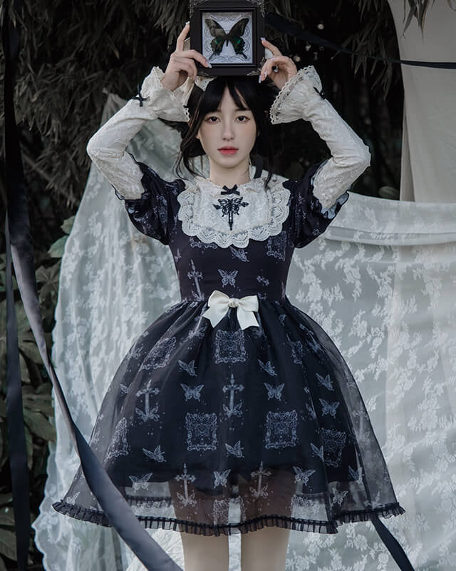 公式】【3点セット】闇夜に光る蝶々ワンピース - ロリータファッション