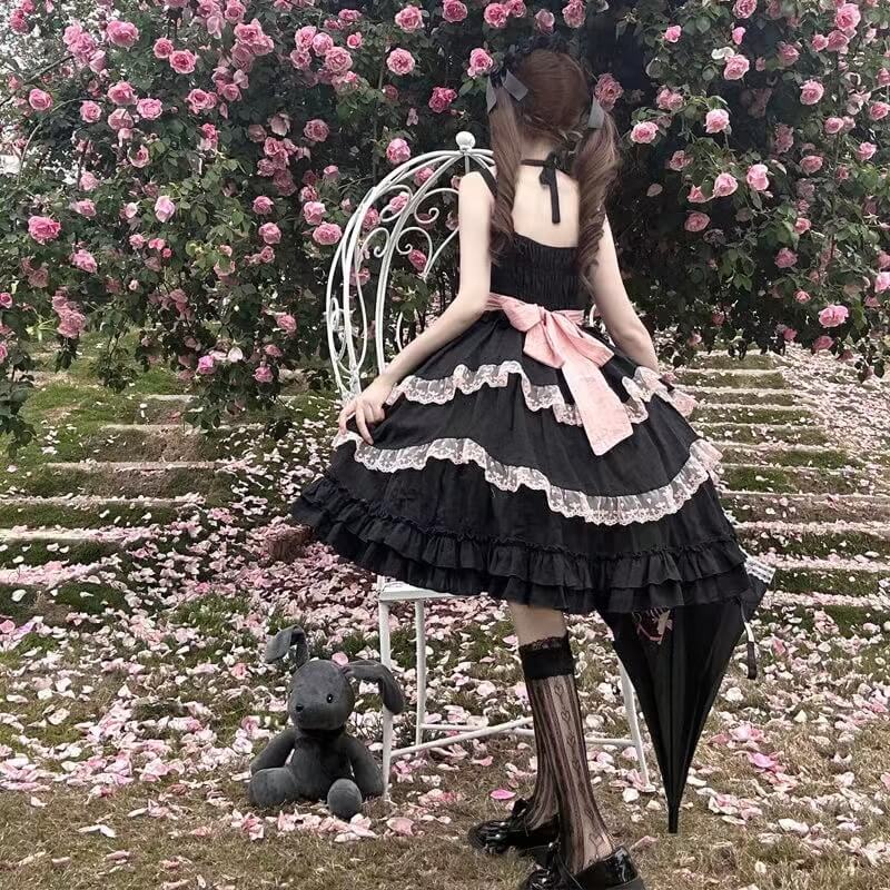 黒薔薇と苺ミルクの舞踏会ジャンパースカート(全2色)