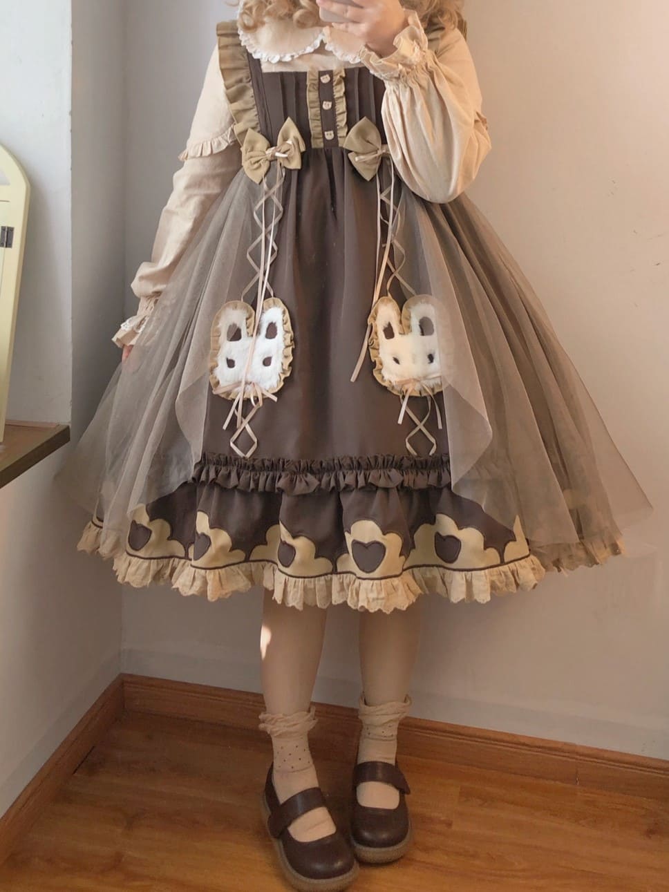 寂しがり屋なうさちゃんのジャンパースカート(全2種)