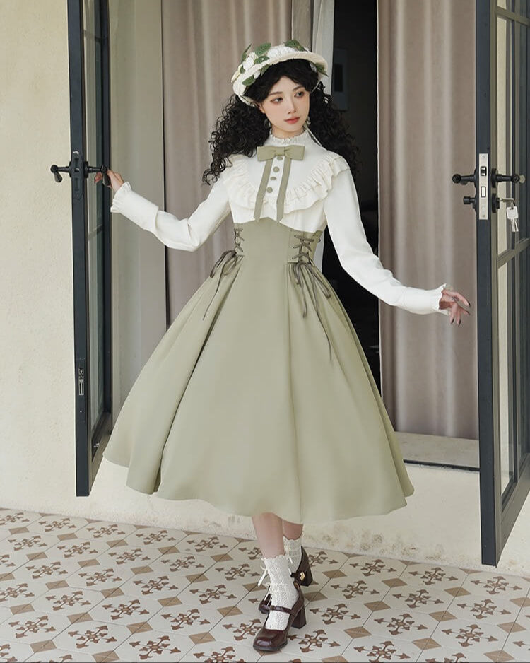 公式】若葉にささやく午後のワンピース - ロリータファッション通販Raffiné