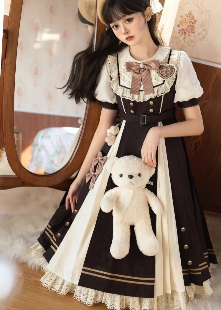 物語を紡ぐリボンとくまのワンピース