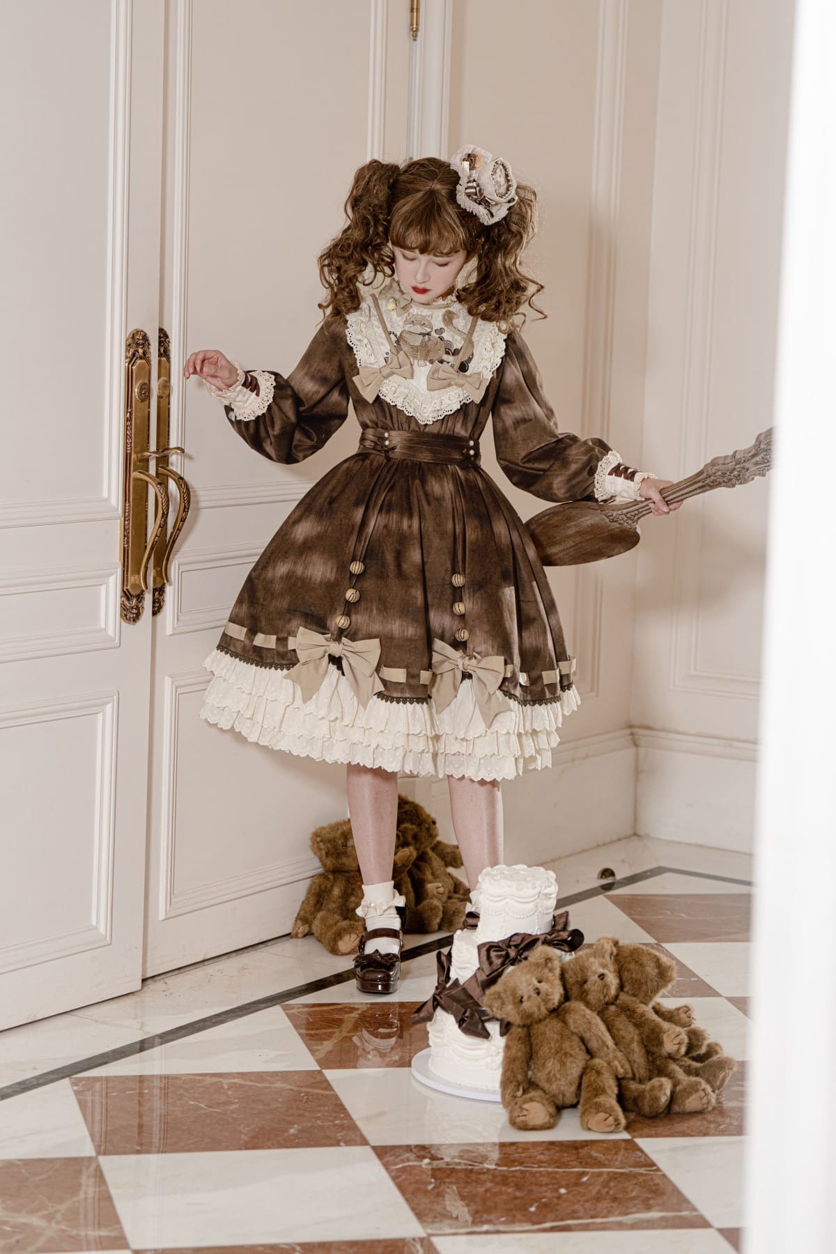 公式】子猫と三時のおやつワンピース - ロリータファッション通販Raffiné