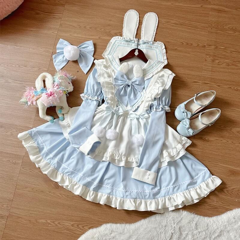 白うさぎの花柄フリルワンピ(ブルー) 白うさぎの花柄フリルワンピ(ブルー) 気分も品もアップ！ 涼やかな“花