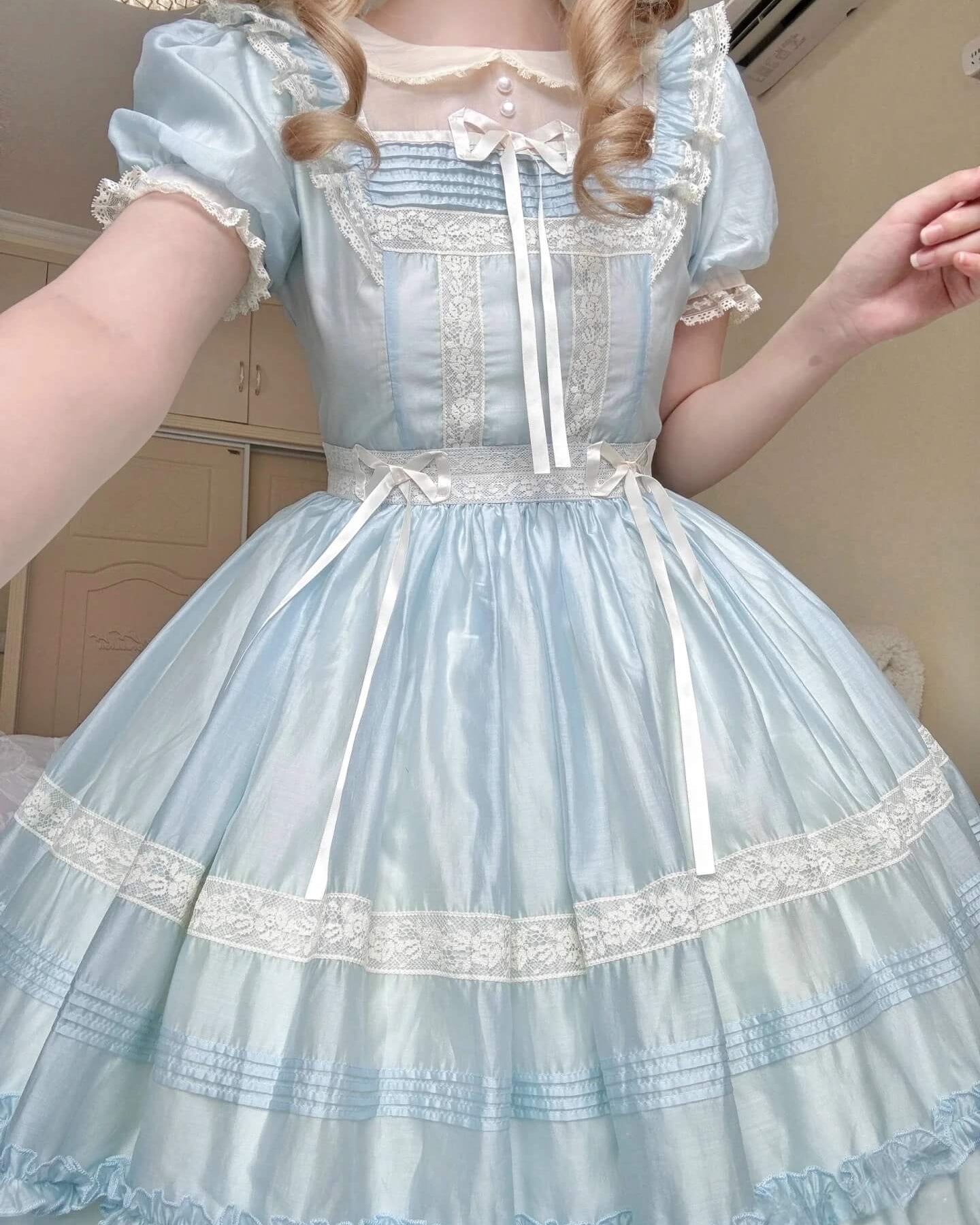 あの日の午後に咲くお菓子の庭ワンピース（全2色）