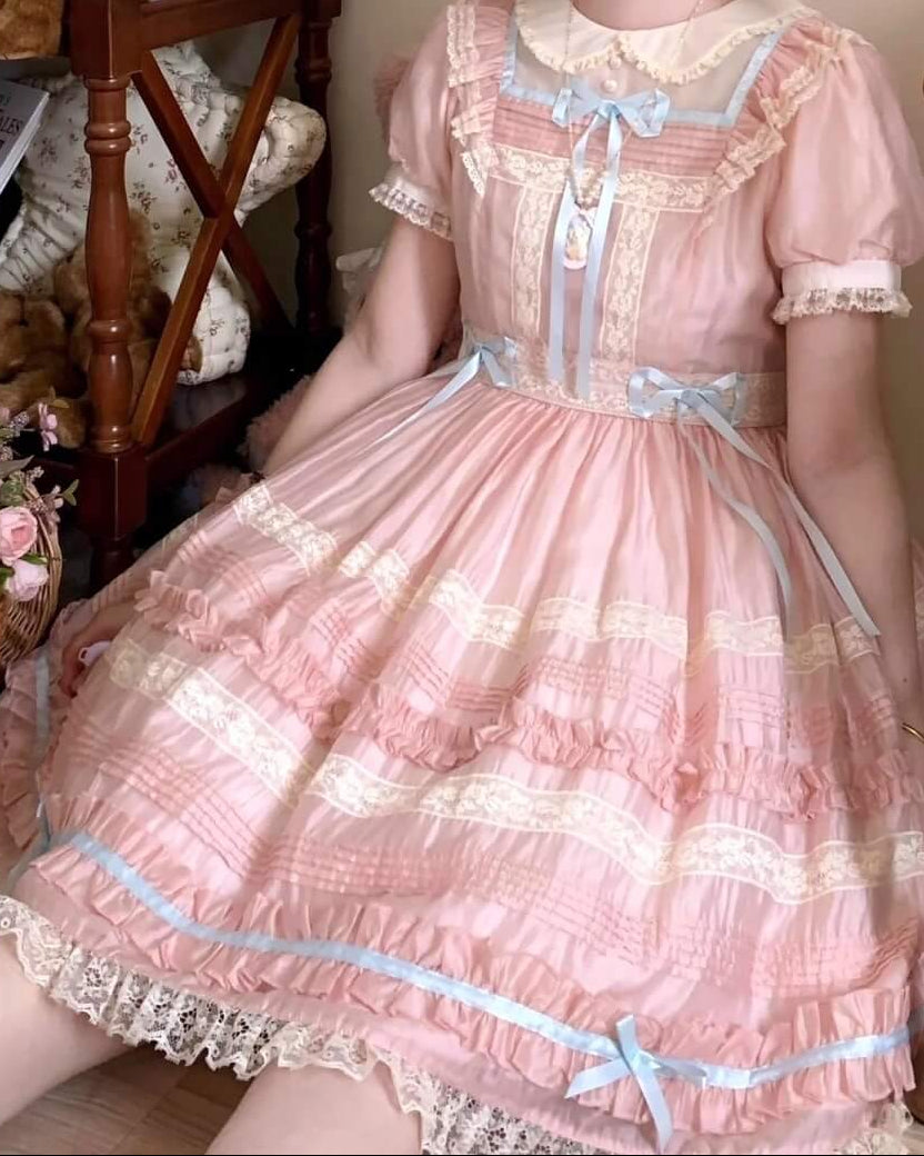 あの日の午後に咲くお菓子の庭ワンピース（全2色）