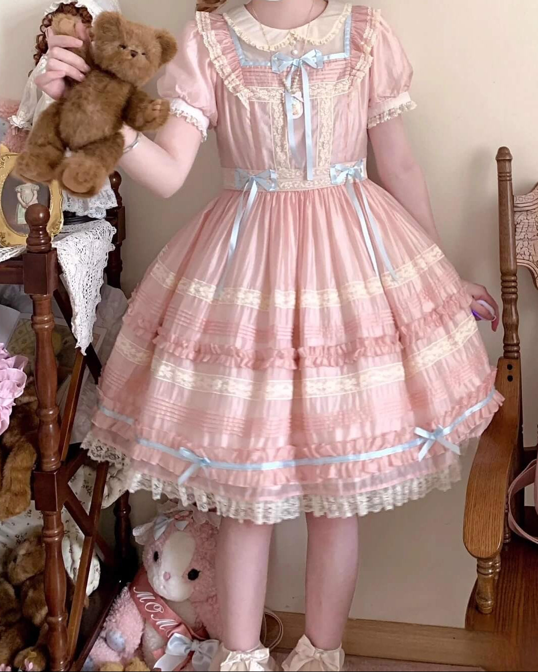 あの日の午後に咲くお菓子の庭ワンピース（全2色）