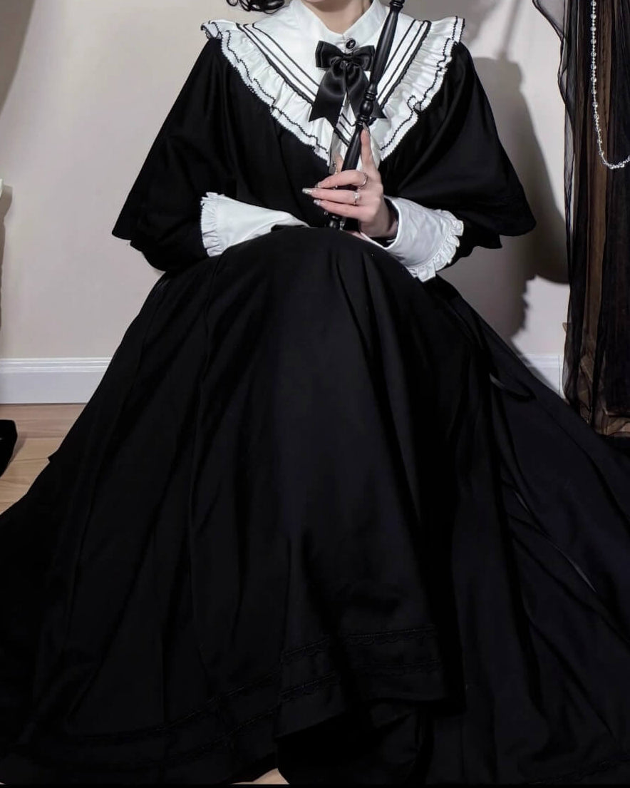【2点セット】秘密の花園へ誘う漆黒のワンピース