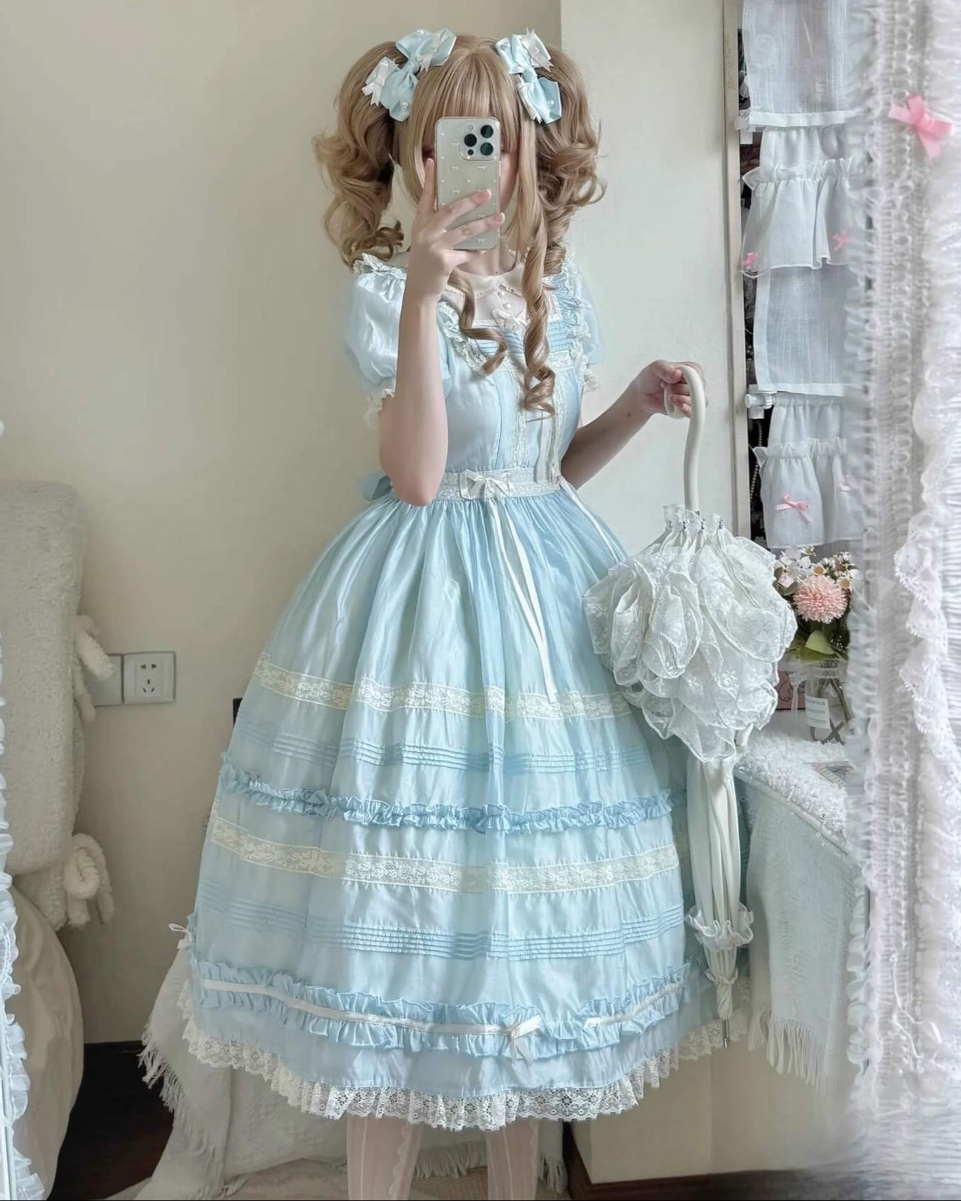 あの日の午後に咲くお菓子の庭ワンピース（全2色）