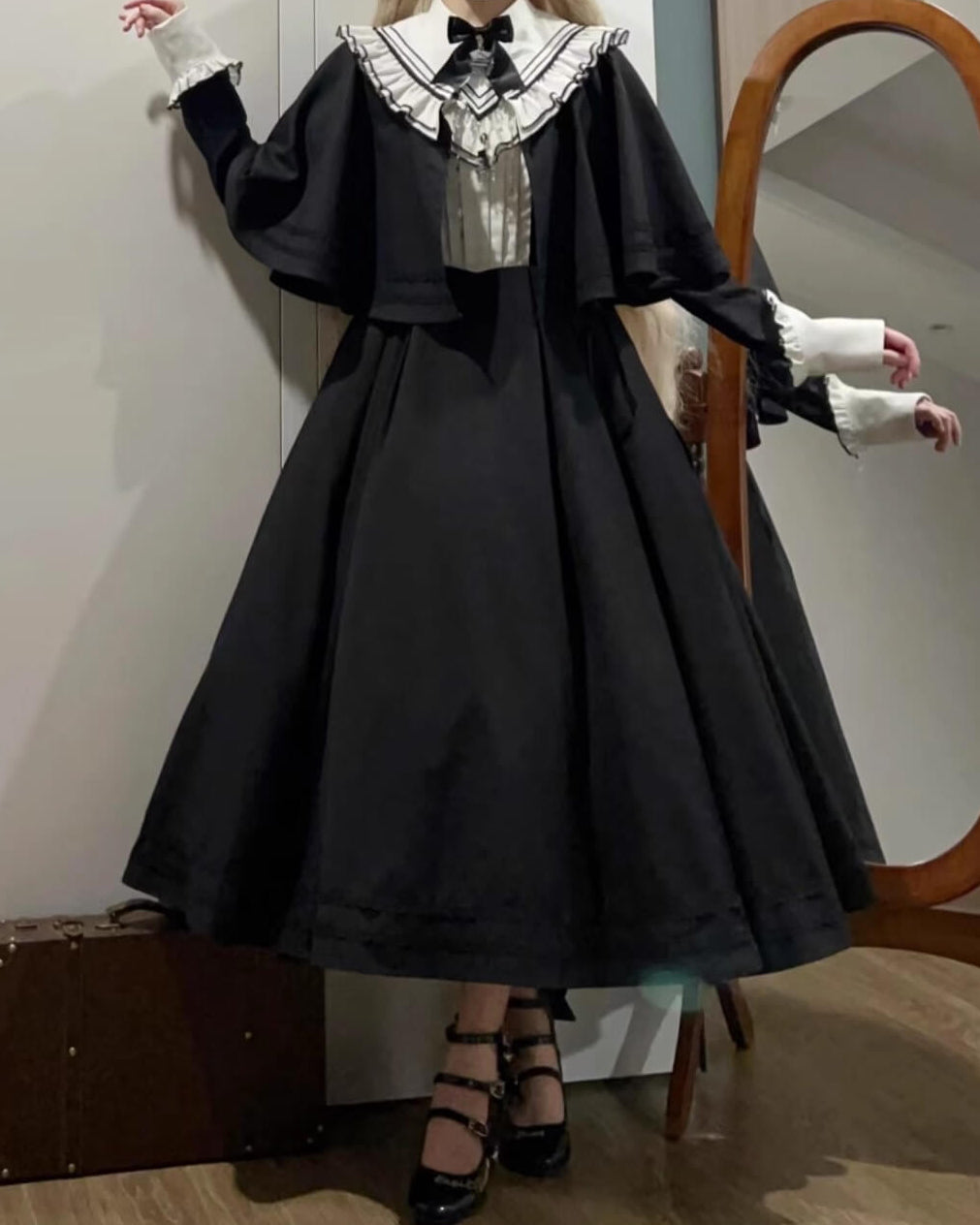 【2点セット】秘密の花園へ誘う漆黒のワンピース